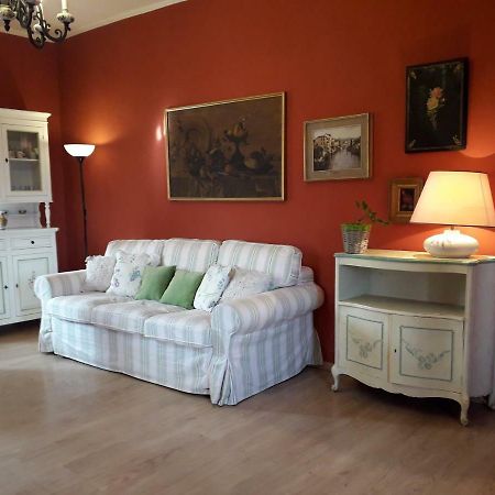 Alle Preci Country House Santa Restituta Екстериор снимка