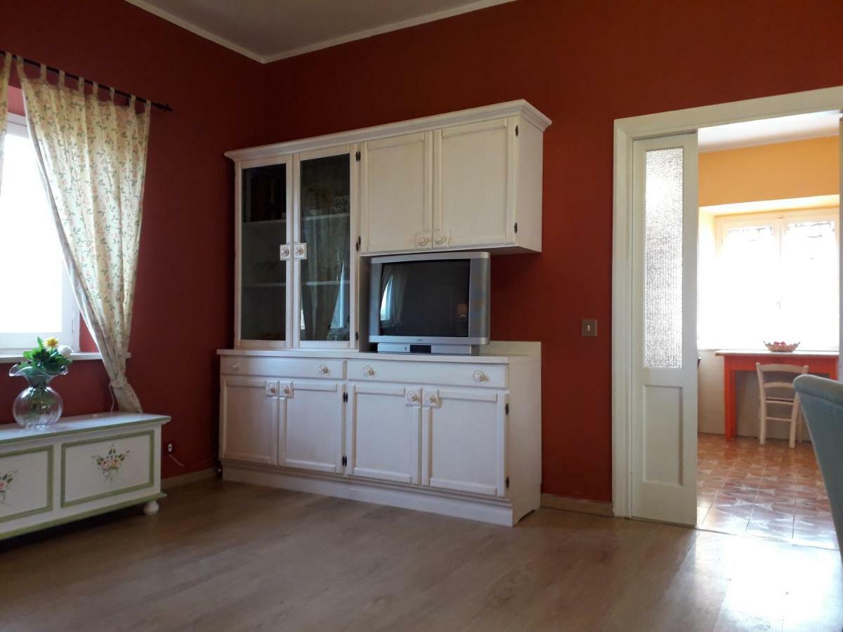 Alle Preci Country House Santa Restituta Екстериор снимка