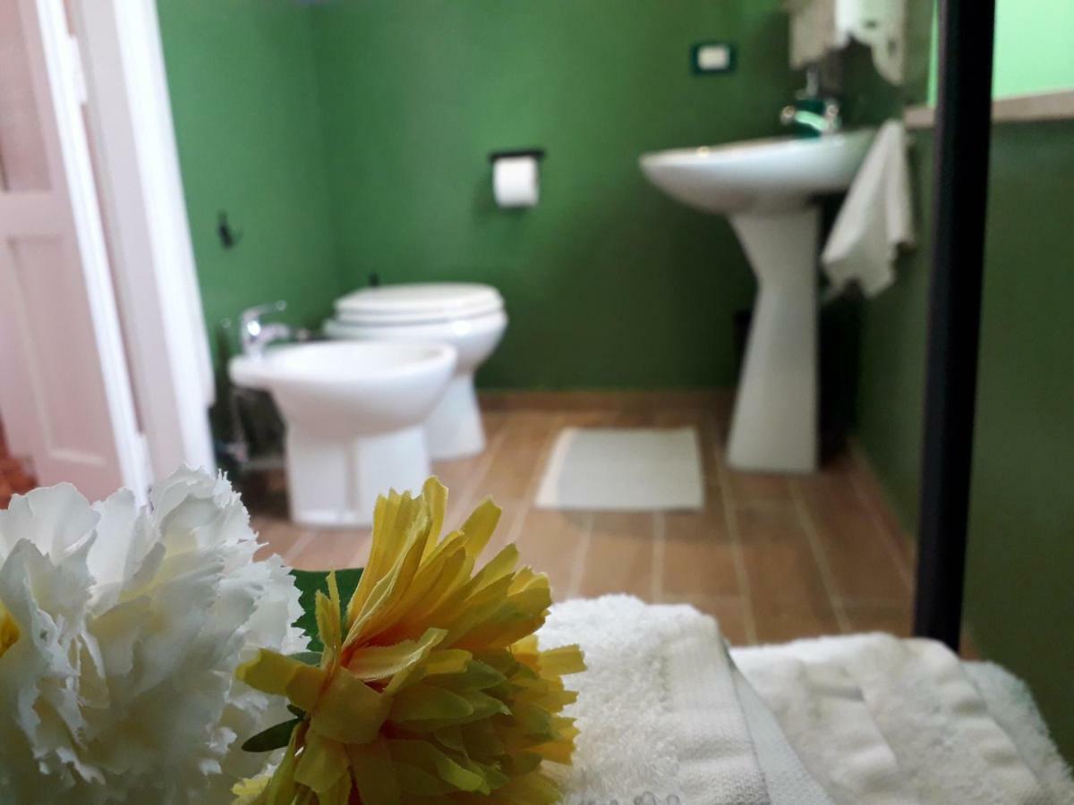 Alle Preci Country House Santa Restituta Екстериор снимка