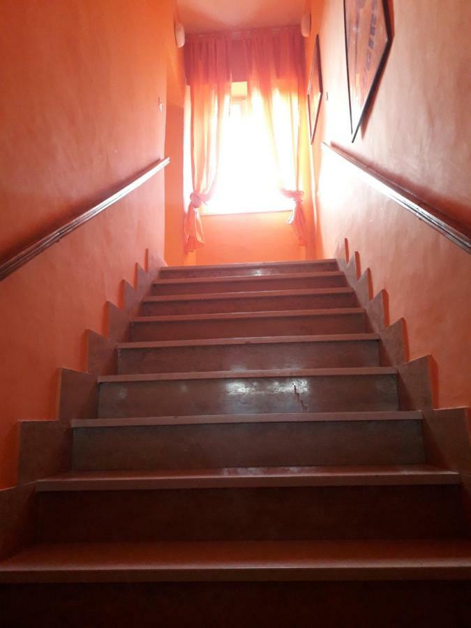 Alle Preci Country House Santa Restituta Екстериор снимка
