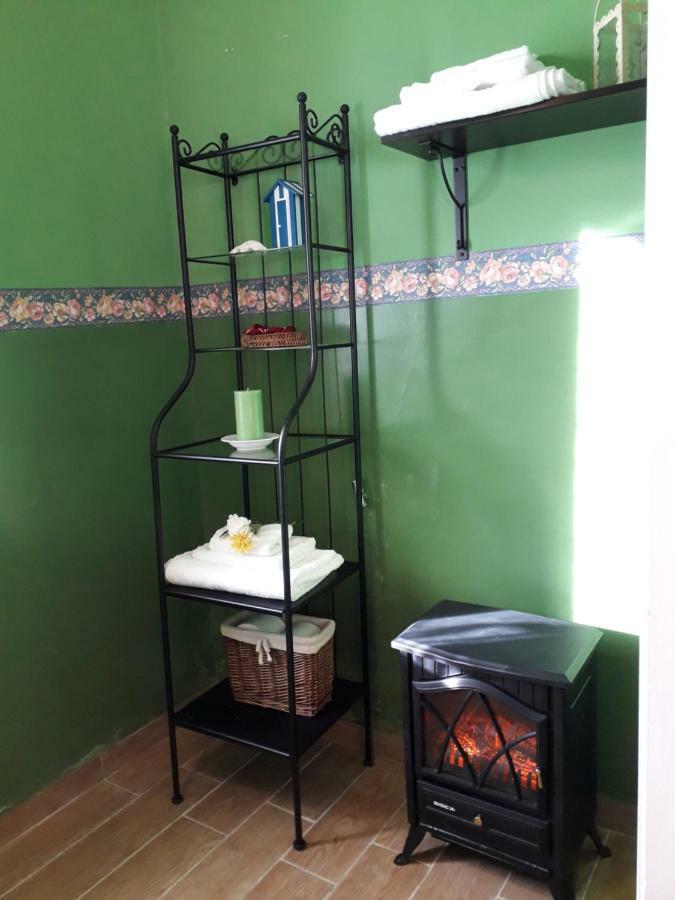 Alle Preci Country House Santa Restituta Екстериор снимка