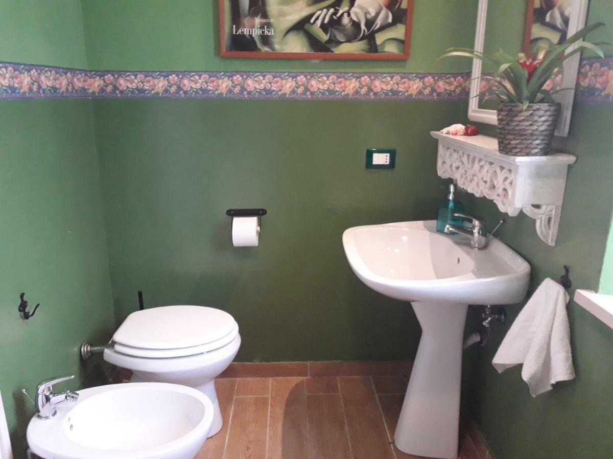 Alle Preci Country House Santa Restituta Екстериор снимка